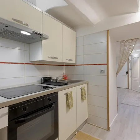 2 Pieces Cosy Et Elegant A Apartment Cannes