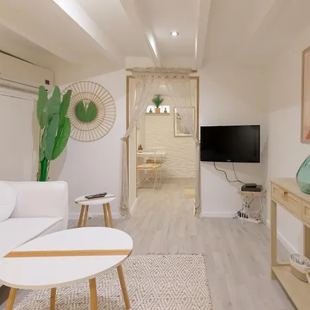 2 Pieces Cosy Et Elegant A Apartment *